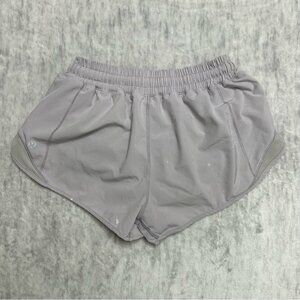 Lululemon Hotty Hot LR 2.5" Shorts